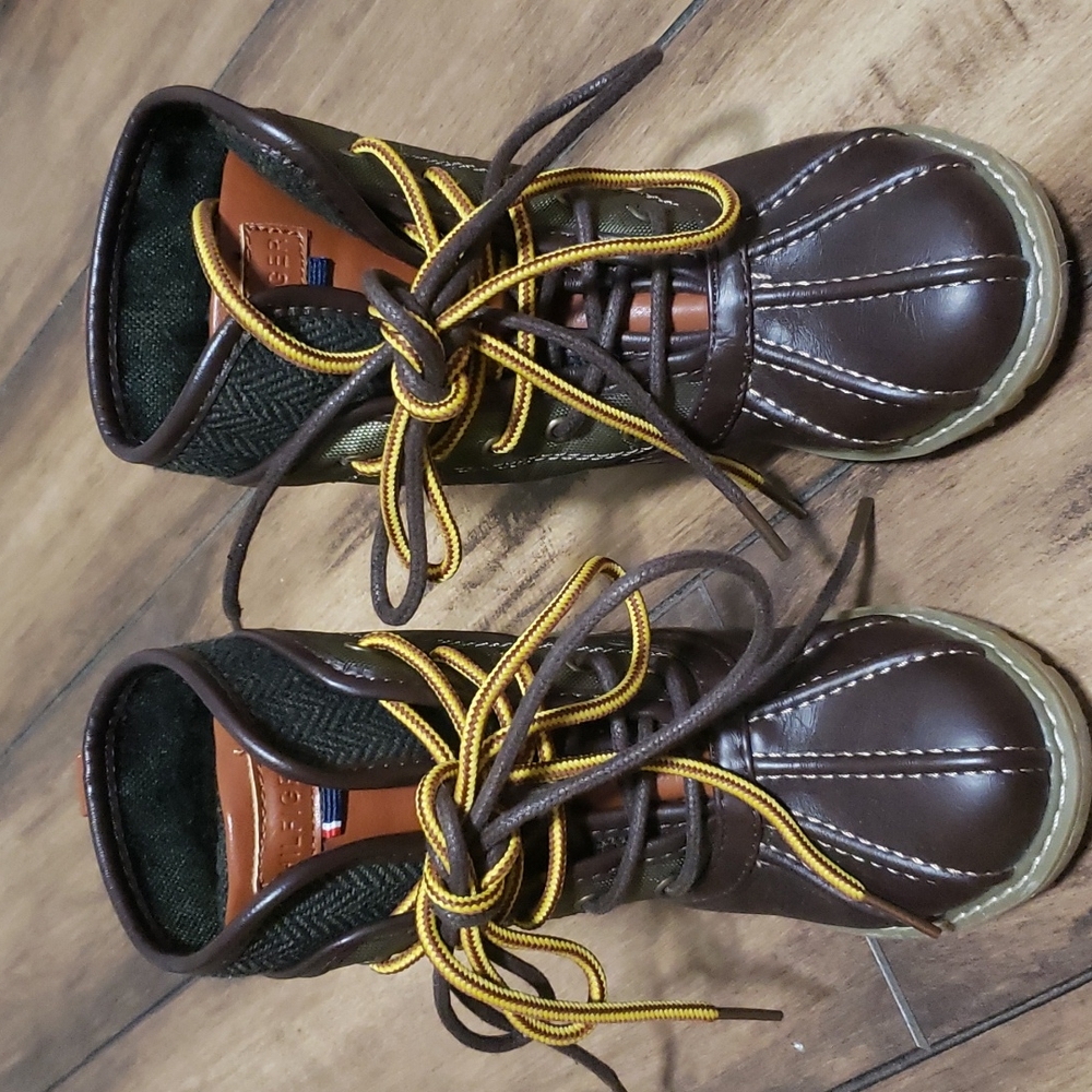 Tommy Hilfiger Lil  Charles Duck Boot